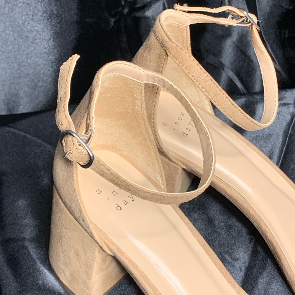 Platform Heels - Picture 2 of 3